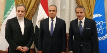 Egyptian FM Holds Talks with Iran’s Araqchi, IAEA Chief