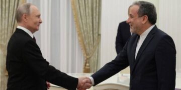 Araghchi: We Welcome Russia's Support for the Diplomatic Path